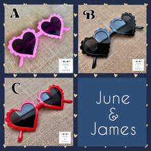 Load image into Gallery viewer, Scallop Heart Sunnies

